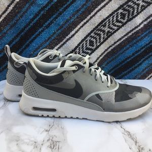 Nike Air Max Thea size 8